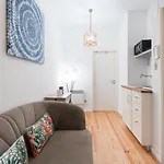 Guestready - Riber Apts Porto